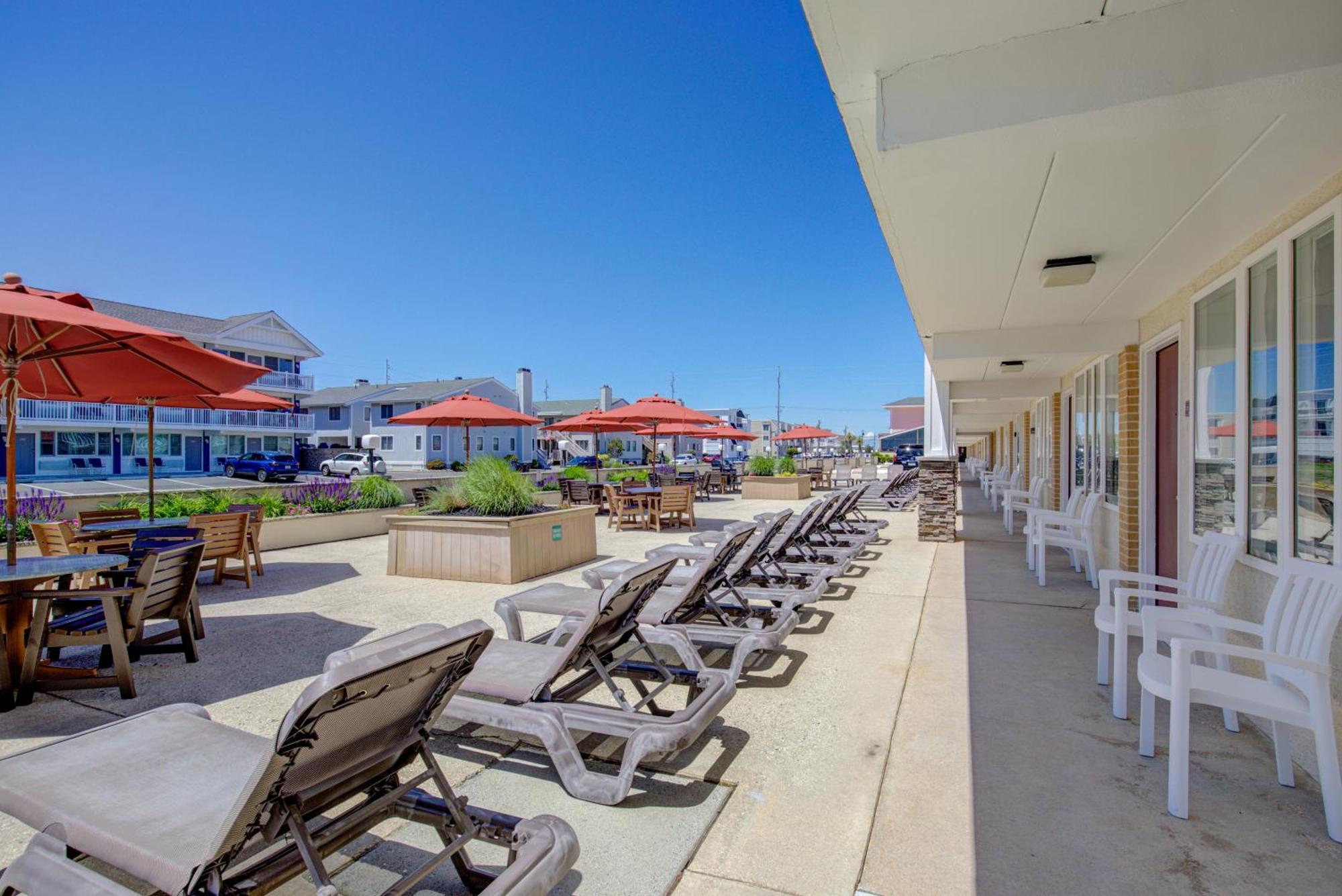 Desert Sand Resort Avalon Exterior photo