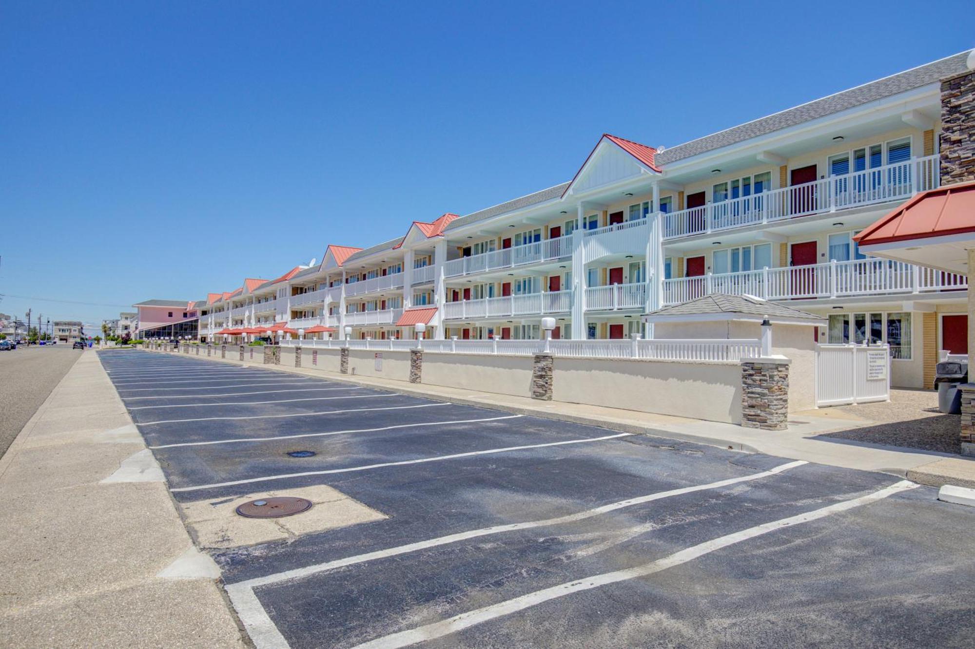 Desert Sand Resort Avalon Exterior photo